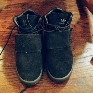 Adidas shoes size 5
